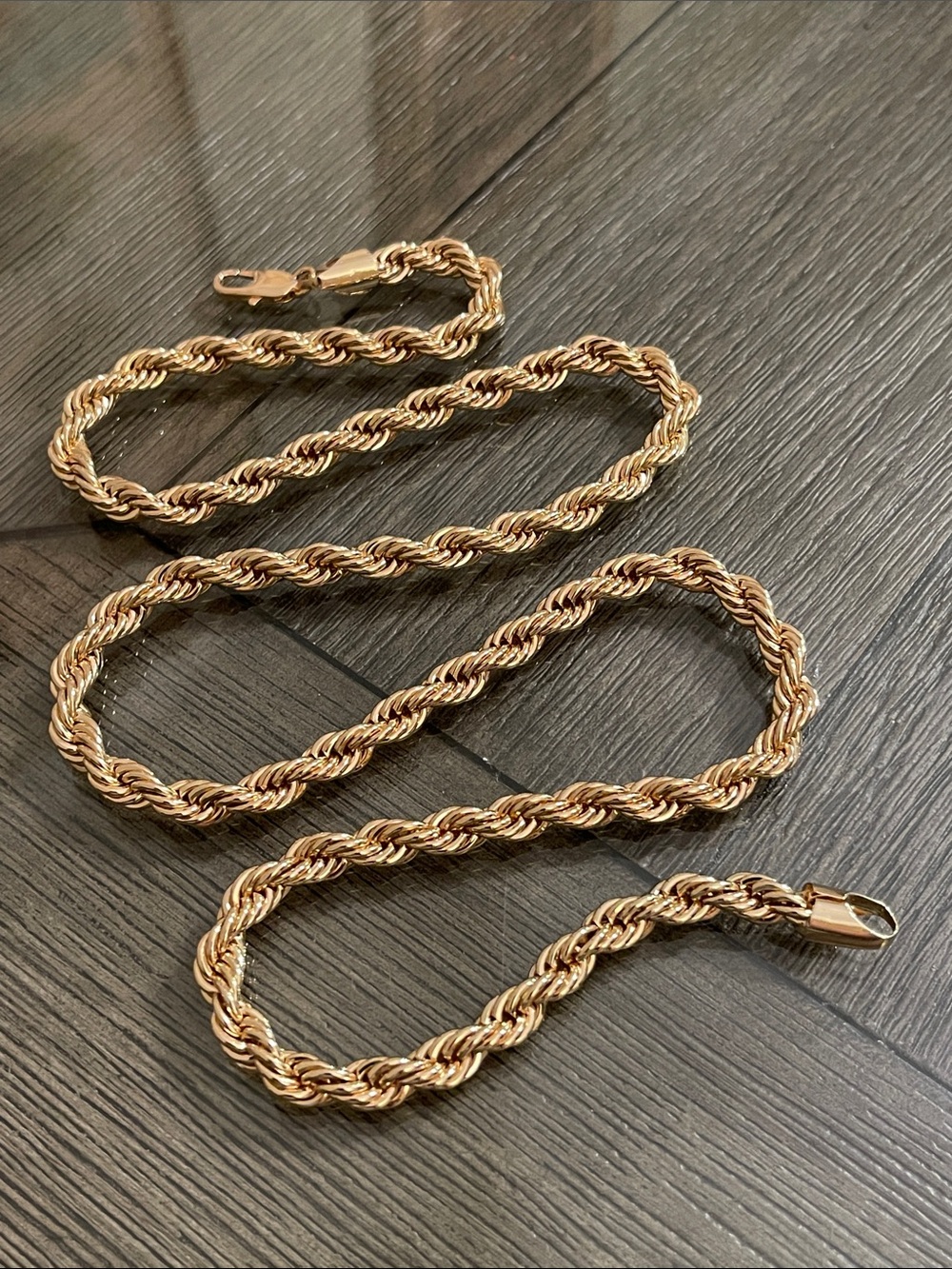 Vintage Style Classic Diamond-Cut Gold-tone Rope Chain Necklace